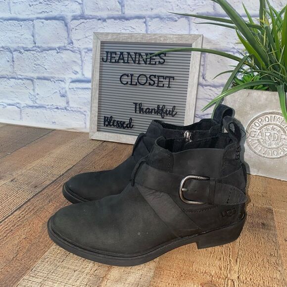 UGG Women's Wylma Ankle Boot - Picture 4 of 11